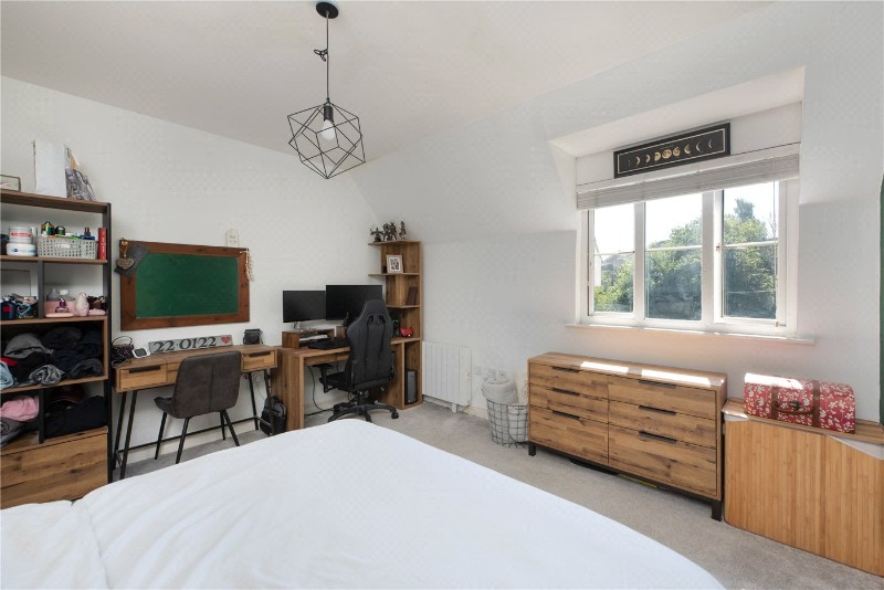 Gravelly Field, Ashford, Kent, TN23