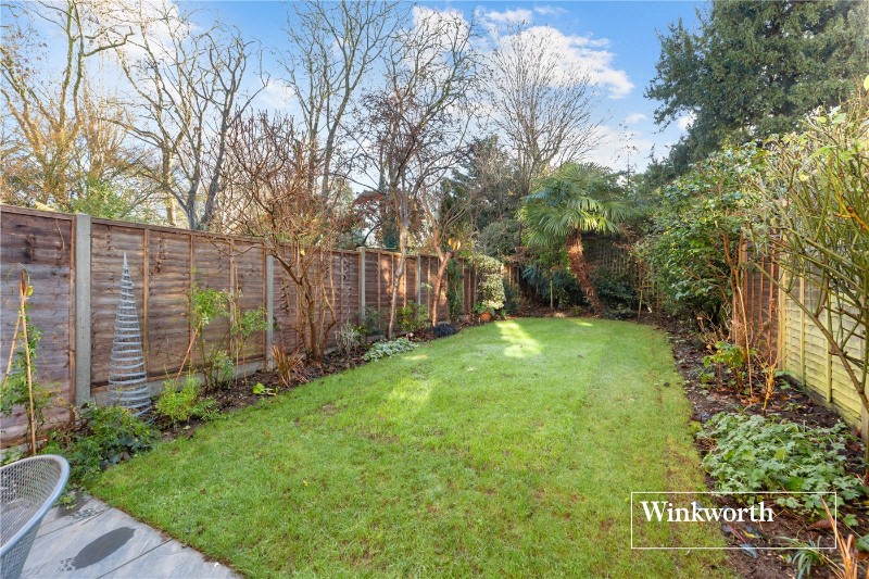 Charnwood Place, Whetstone, London, N20