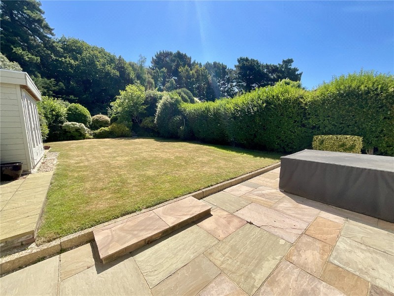 East Cliff Way, Friars Cliff, Dorset, BH23