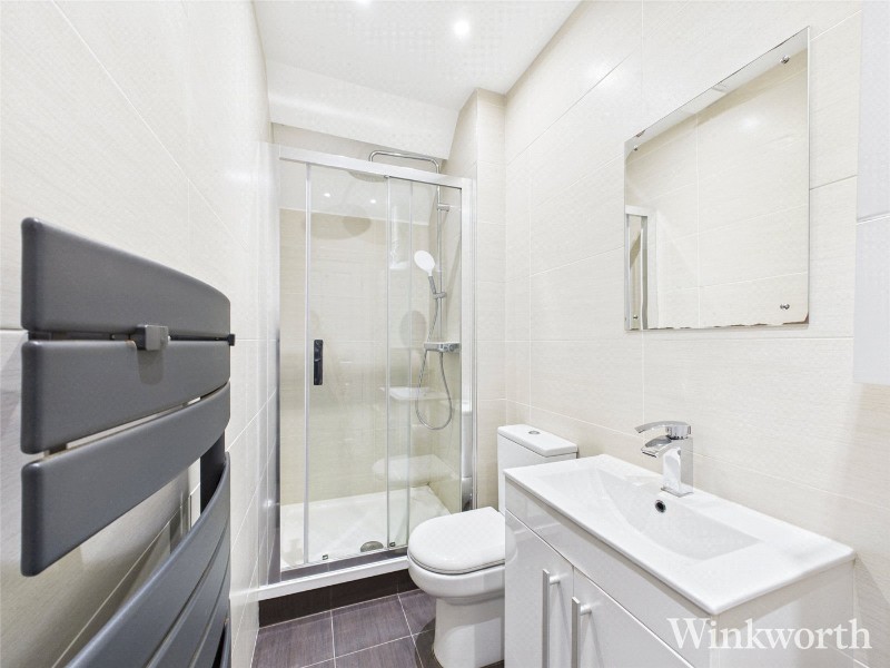 Woodville Gardens, London, W5