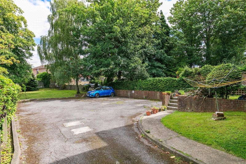 Highfield Hill, London, SE19