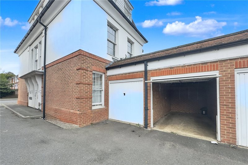 Warwick Road, Beaconsfield, HP9