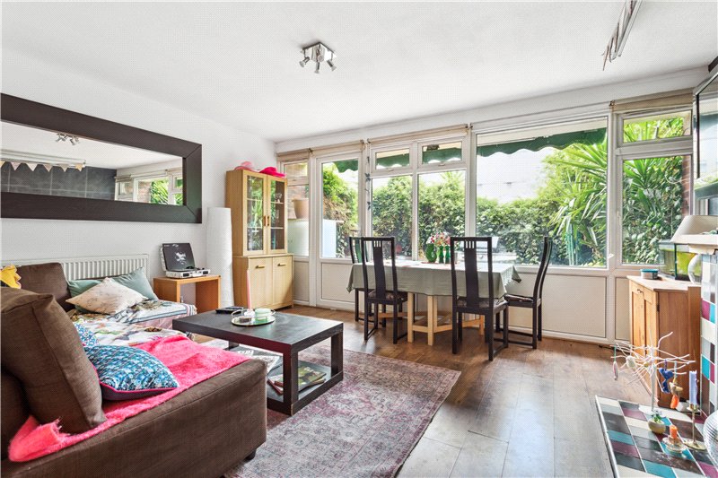 Cooks Road, London, SE17