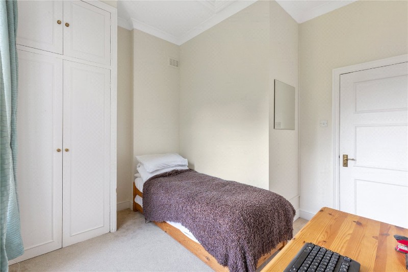 Keswick Road, London, SW15