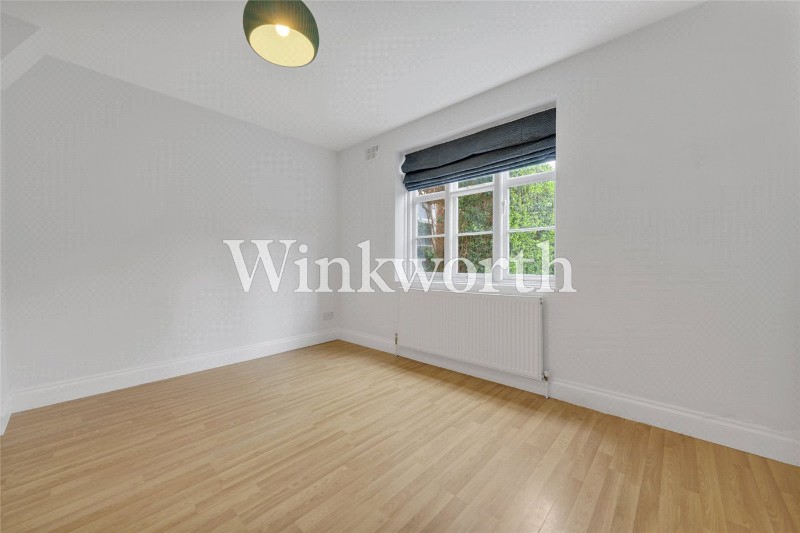 Addison Way, London, NW11