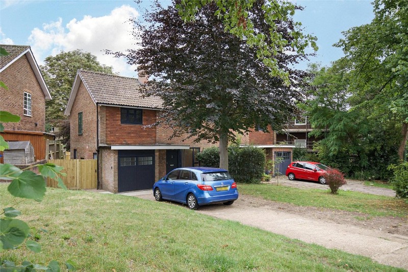 Dulwich Wood Avenue, London, SE19