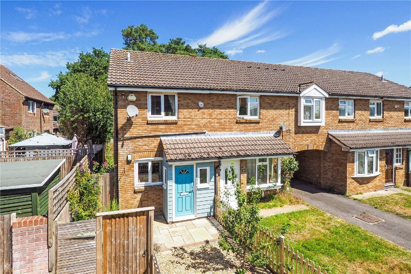 Wheatear Drive, Petersfield, Hampshire, GU31