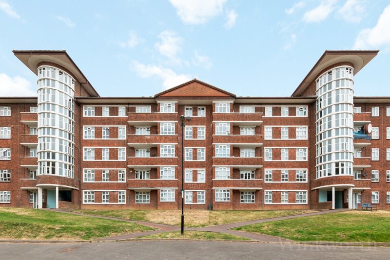 Shackleton Close, London, SE23