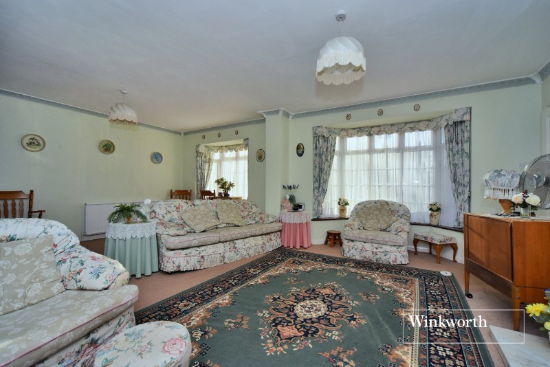 Kingsmead Avenue, Worcester Park, KT4