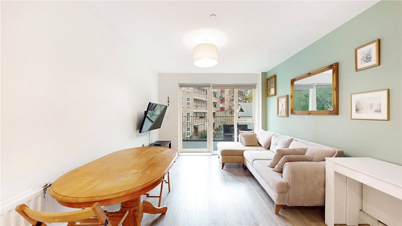 Louis Close, London, N7