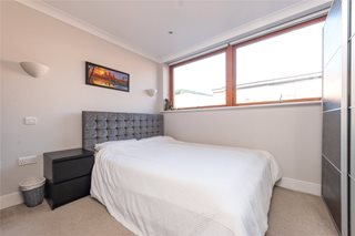 Kilburn Lane, London, W10