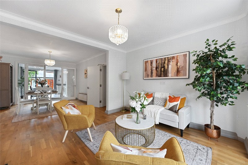 Warwick Road, London, W5