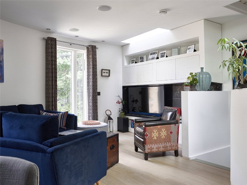 Lycett Place, Shepherds Bush, London, W12