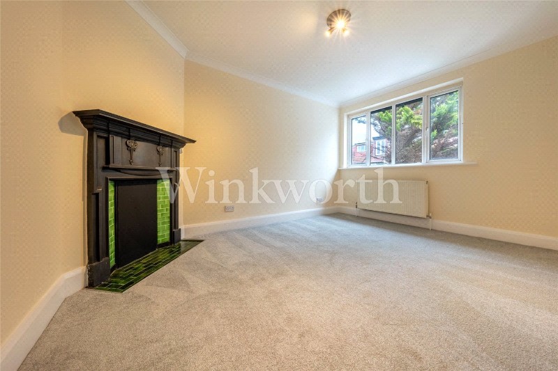 Alyth Gardens, London, NW11