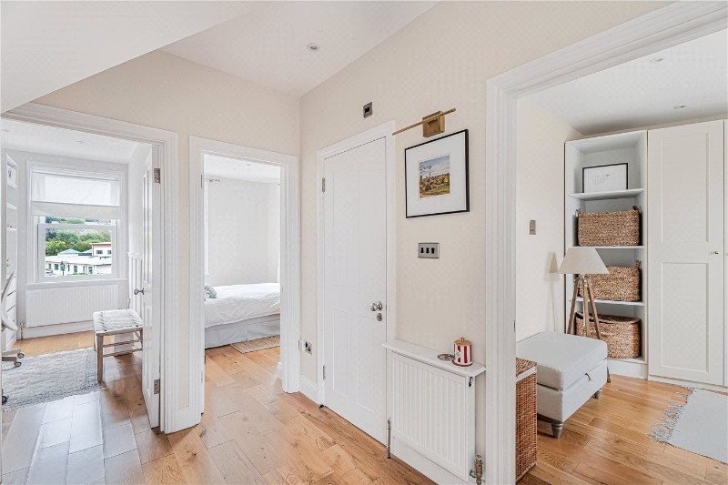 Weston Park, London, N8