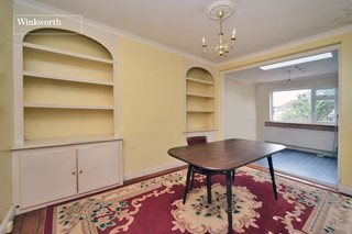 Fairford Gardens, Worcester Park, Surrey, KT4
