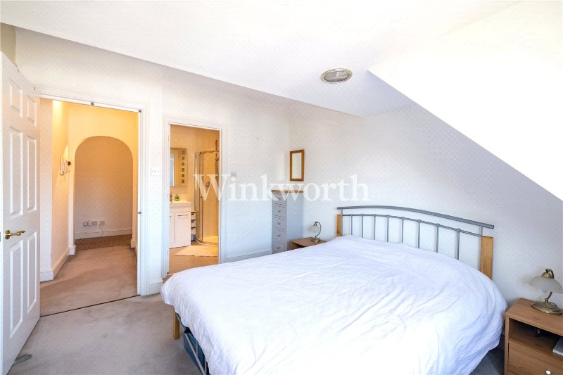 Beechcroft Avenue, London, NW11