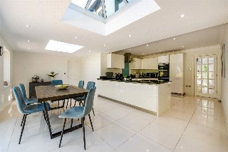 Hensting Lane, Fishers Pond, Eastleigh, Hampshire, SO50