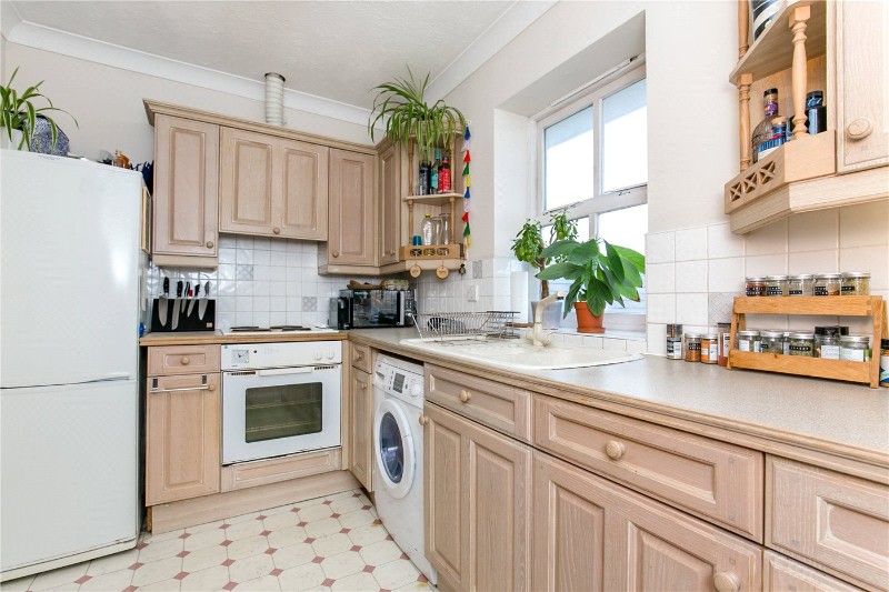Alfred Close, London, W4