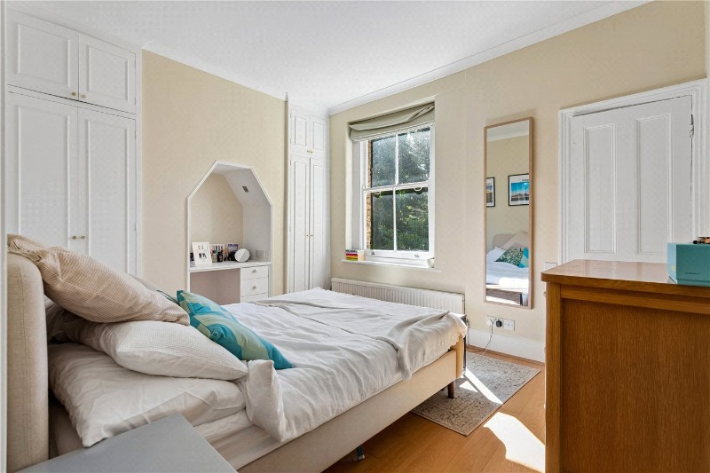 Elmfield Road, London, SW17