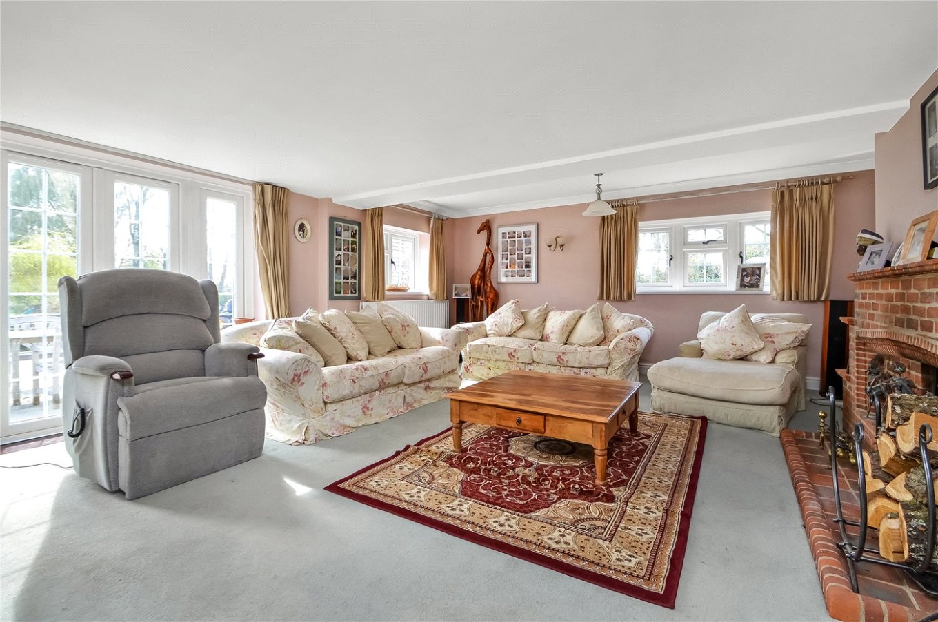 5 bedroom property for sale in Winchester Road, Upham, Southampton