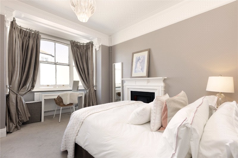 Oakhill Road, London, SW15