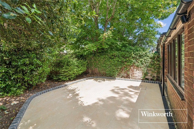 Oakfield Road, Finchley, London, N3