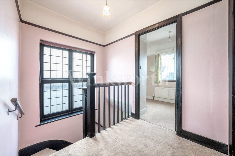 Basing Hill, London, NW11