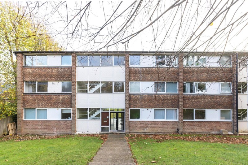 Auckland Road, London, SE19