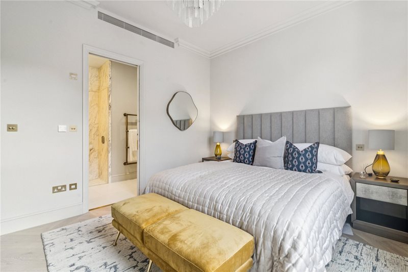 Pembridge Gardens, London, W2