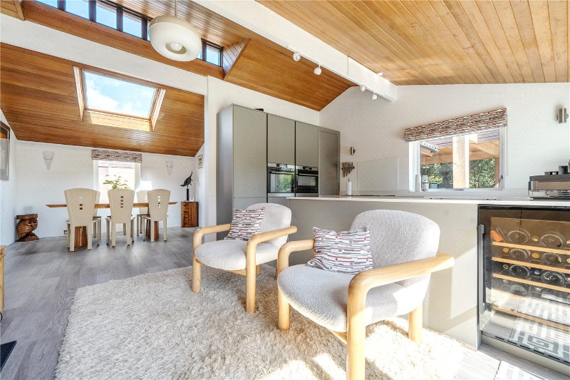 Middle Bourne Lane, Lower Bourne, Farnham, Surrey, GU10