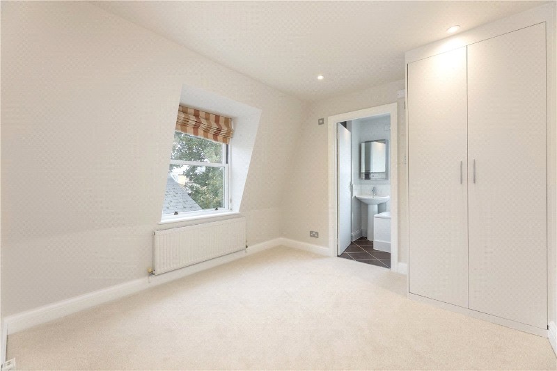 Oakhill Road, London, SW15