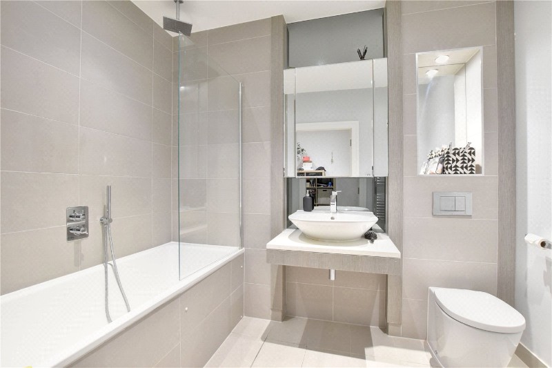 Granite Apartments, 30 River Gardens Walk, Greenwich, London, SE10