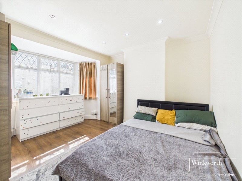 Summit Close, London, NW9