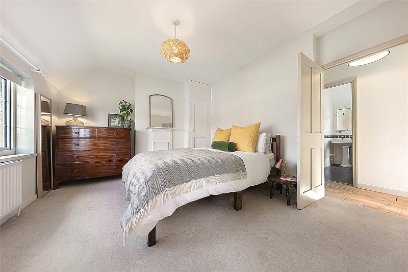 Gibbs Avenue, London, SE19