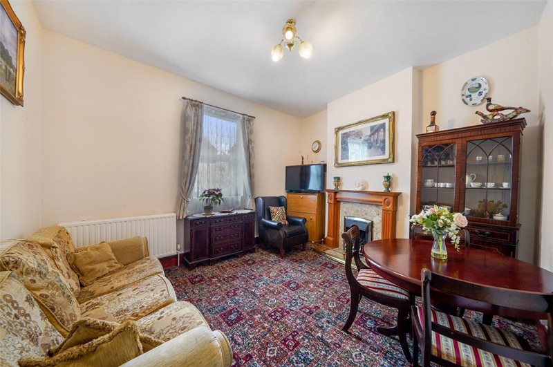 Kiver Road, London, N19
