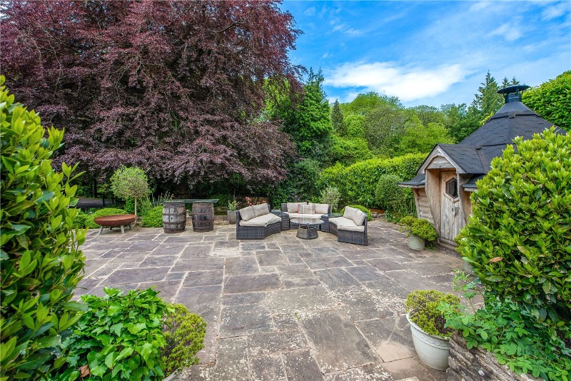 Hill Brow Road, Hill Brow, Liss, Hampshire, GU33