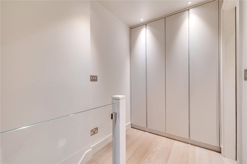 Acfold Road, London, SW6