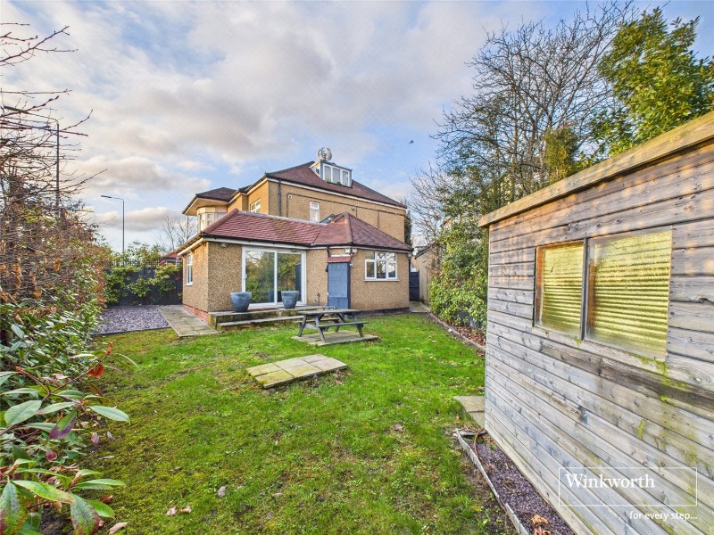 Renters Avenue, London, NW4