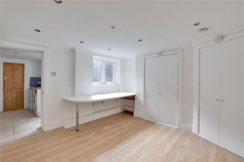 Boyne Road, Lewisham, London, SE13