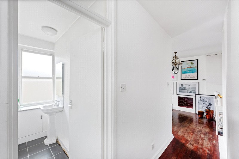 Peckett Square, Highbury Grange, N5