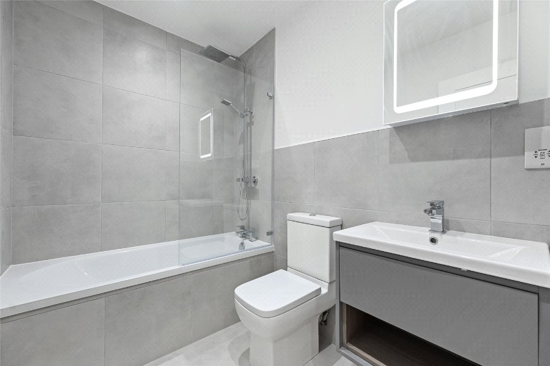 Ellerslie Road, London, W12