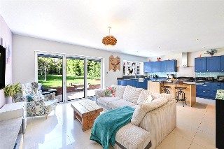 Green Curve, Banstead, Surrey, SM7