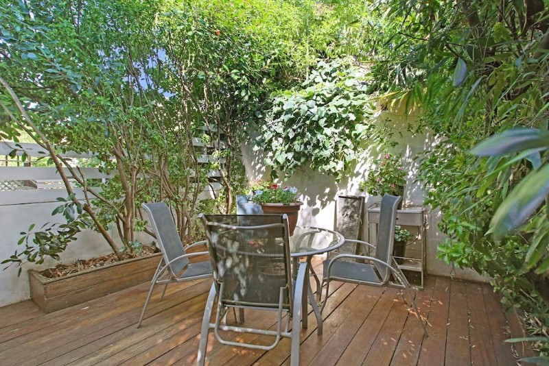 Greyhound Road, London, NW10