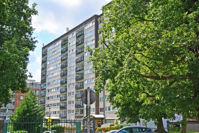 Greenwich Heights, Master Gunner Place, Shooters Hill, London, SE18