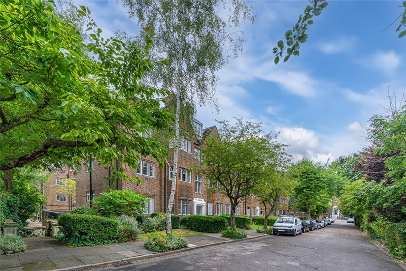 Tudor Close, London, NW3