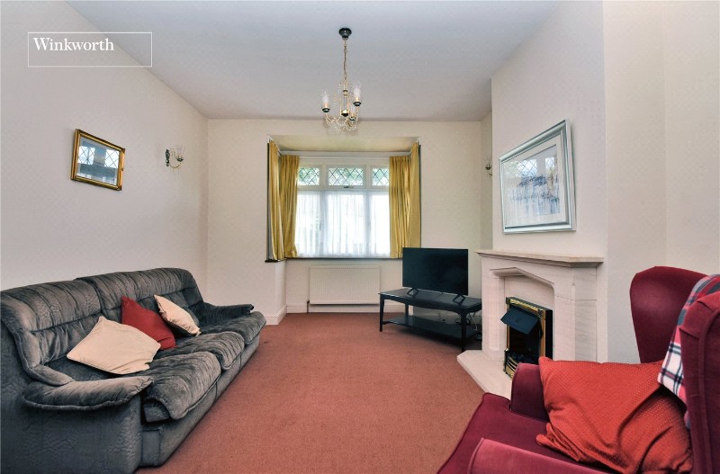 Langley Avenue, Worcester Park, KT4
