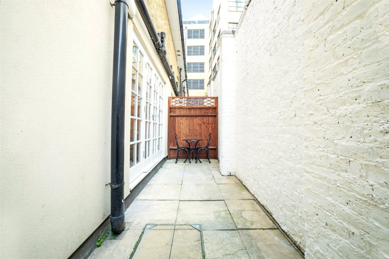 Sandland Street, London, WC1R
