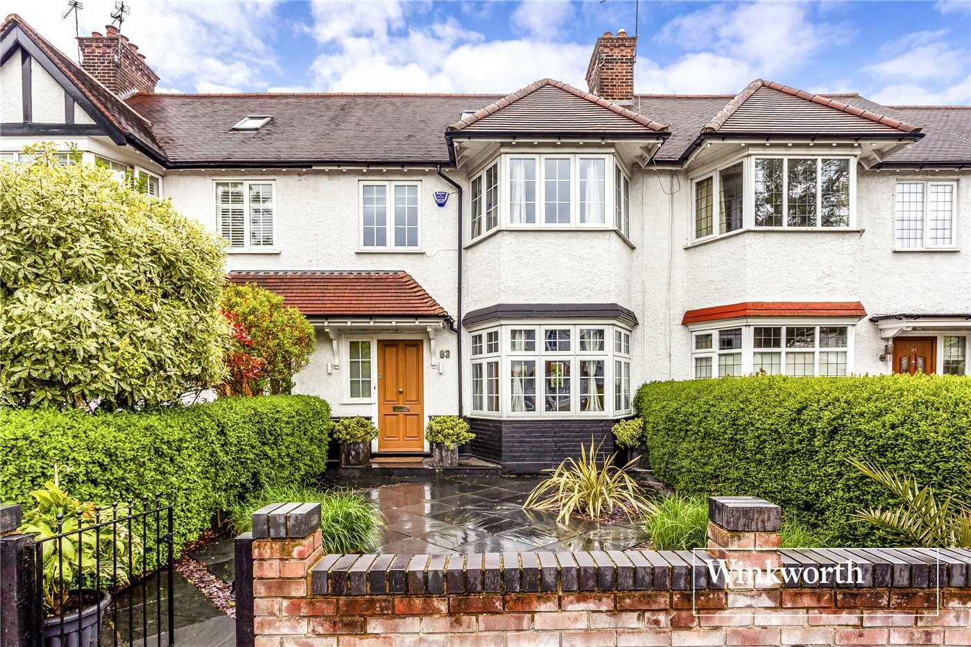 4 bedroom property for sale in Hervey Close, Finchley, London, N3 (Ref