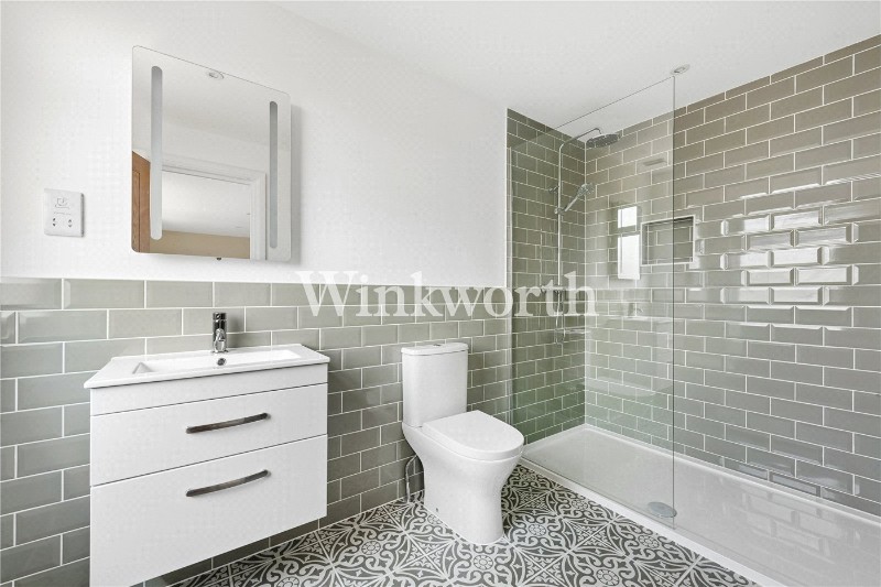 Powys Lane, London, N13
